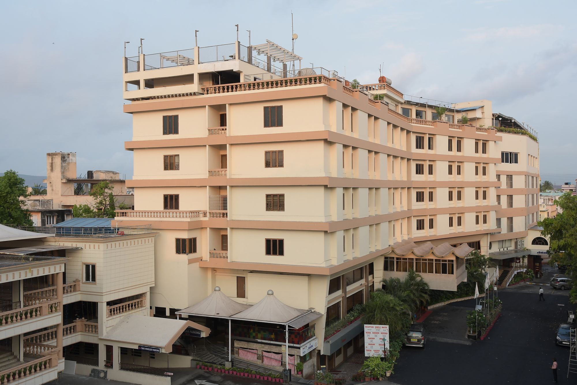 Hotel Daspalla Visakhapatnam Exterior photo